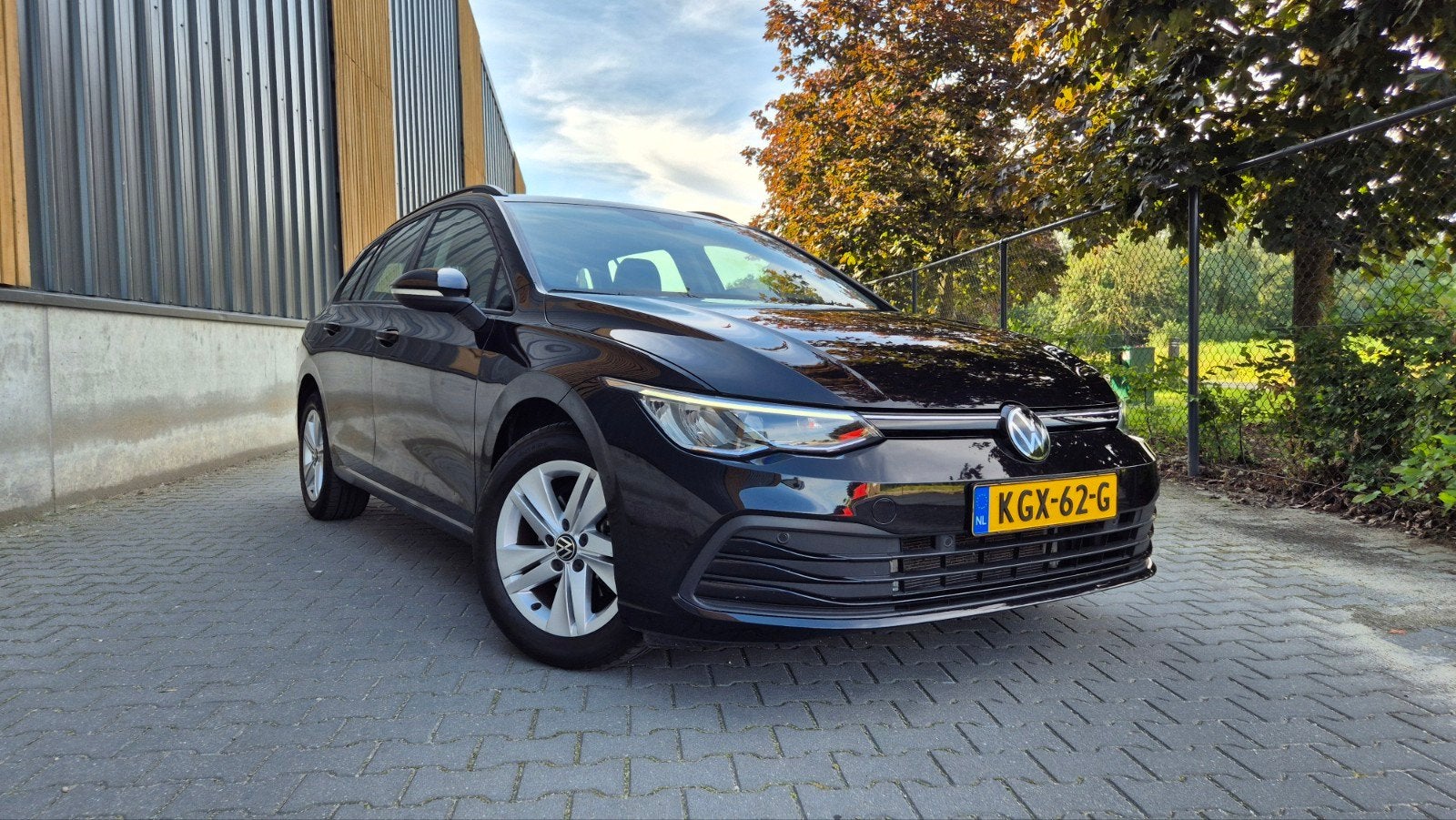 Volkswagen Golf Variant 1.0 Etsi 110pk Dsg-7 2023 Zwart, Auto's, 680 kg, Zwart, Stationwagon, 19 km/l
