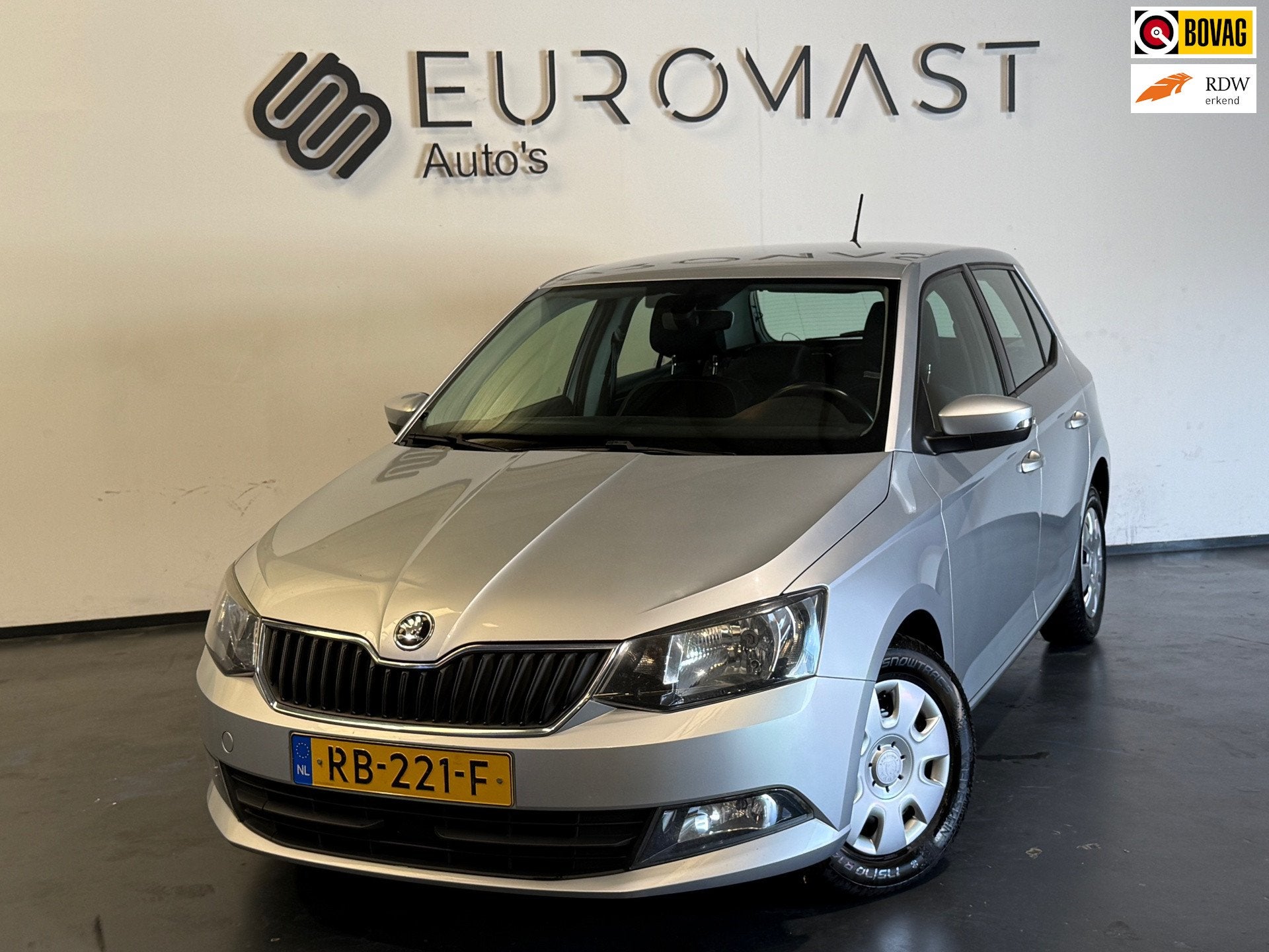 Skoda Fabia 1.4 TDI Ambition Businessline Pro Navi Airco Cru, Auto's, Voorwielaandrijving, 28 km/l, Gebruikt, Euro 6
