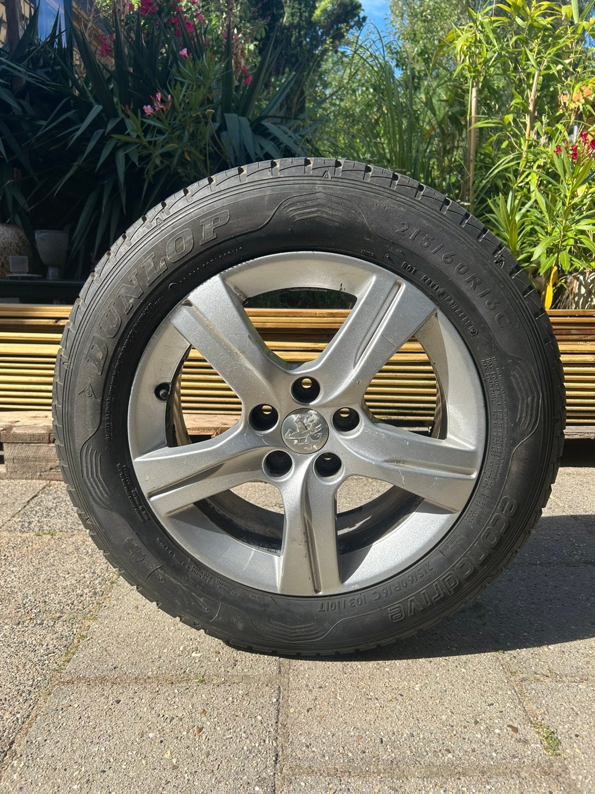Peugeot Reserve wiel 16 inch Velg met prima band, Auto-onderdelen, Banden en Velgen, Ophalen, 16 inch, Banden en Velgen, Zomerbanden