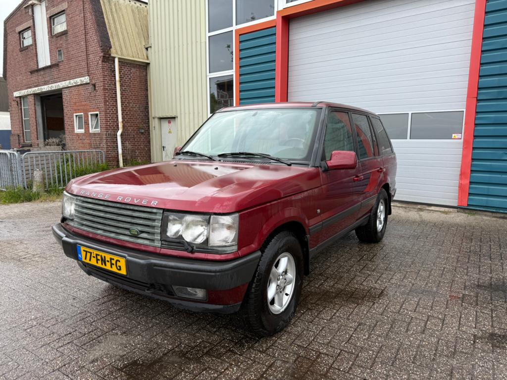 Land Rover Range Rover 4.6 HSE P38 4WD 2000 Rood, Automaat, 4554 cc, Vierwielaandrijving, Particulier