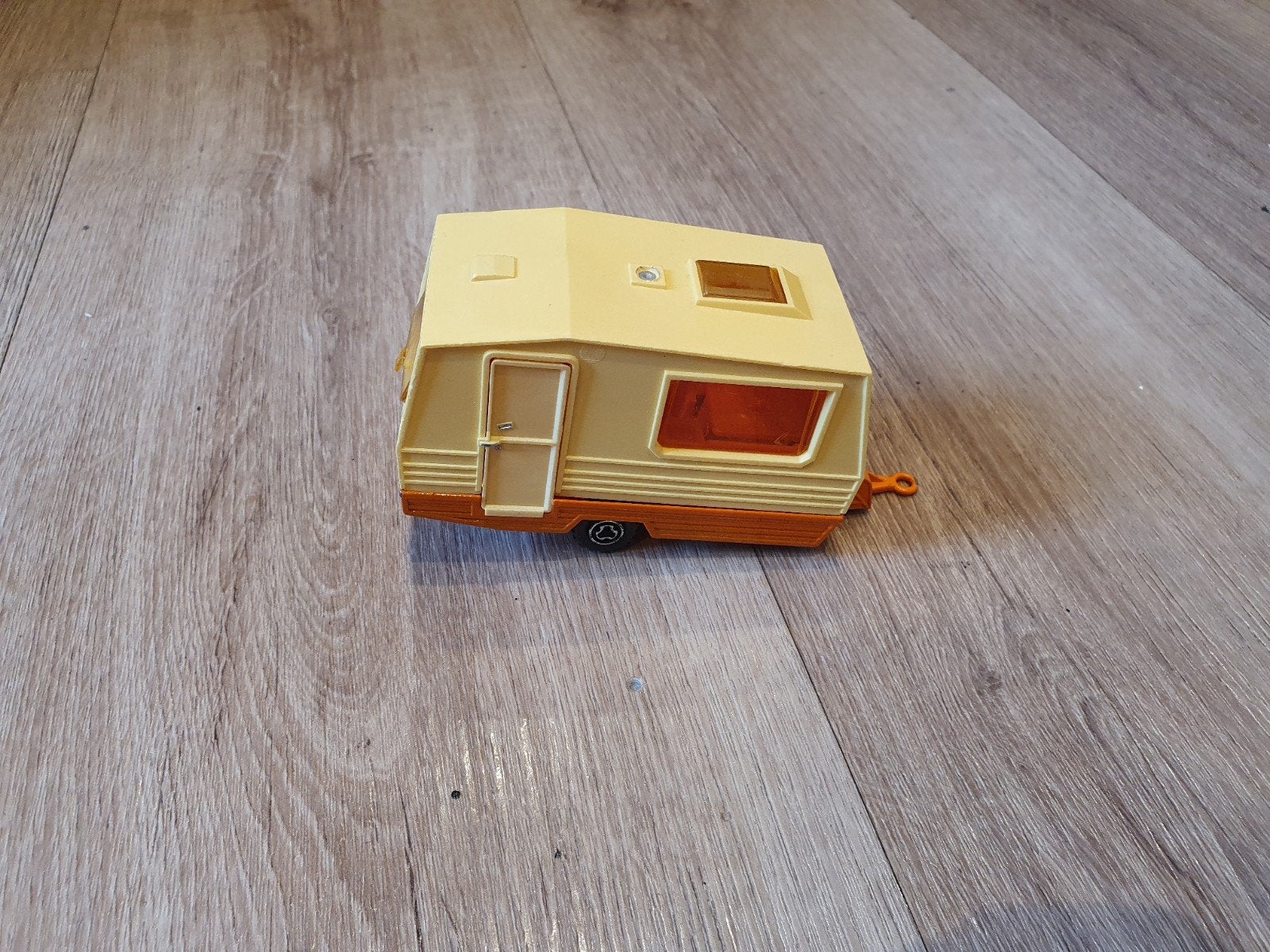 Majorette caravan 1:38, Ophalen of Verzenden, Gebruikt, Overige typen