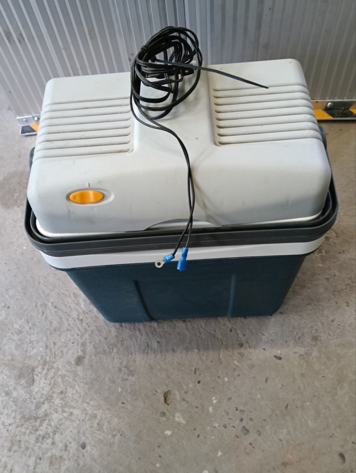 Te koop warmer en koeler. 12 volt., Ophalen, Elektrisch
