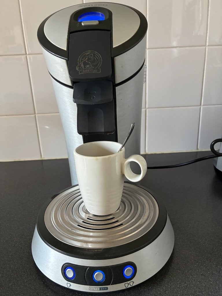 Philips Senseo aluminium zilver, Witgoed en Apparatuur, Ophalen, Gebruikt, Koffiemachine, Koffiepads en cups