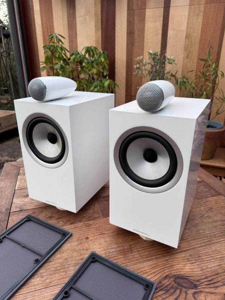 Bowers & Wilkins 705 s2 satijn wit 063922, Audio, Tv en Foto, Luidsprekers, Ophalen, Nieuw, Boekenplank luidspreker, Bowers & Wilkins (B&W)