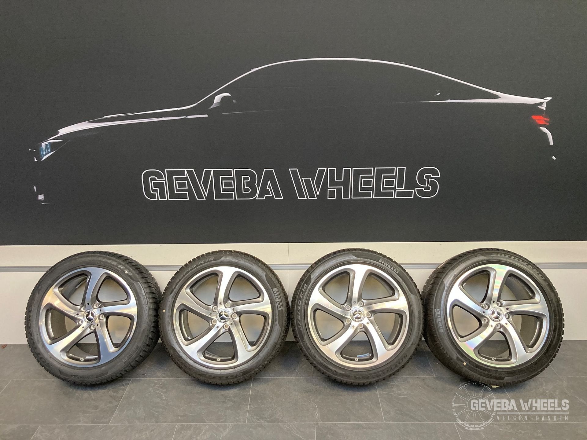 18” originele Mercedes E W213 velgen + winterbanden breedset, 18 inch, -, -, Banden en Velgen