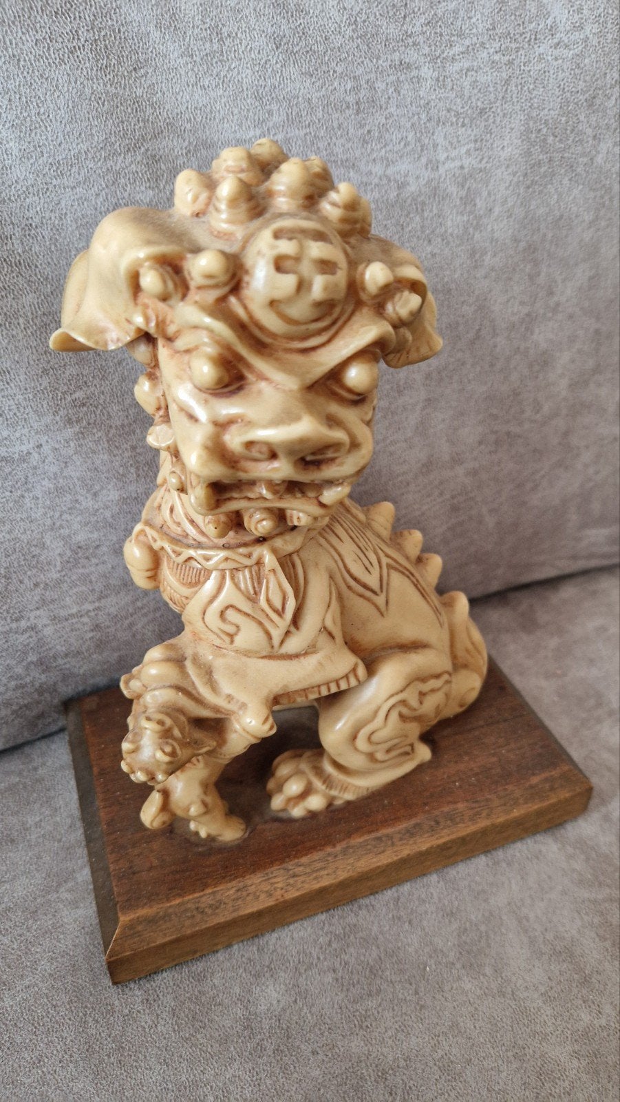 Vintage Foo Dog Beeldje op Houten Sokkel - Aziatische Kunst, Ophalen of Verzenden