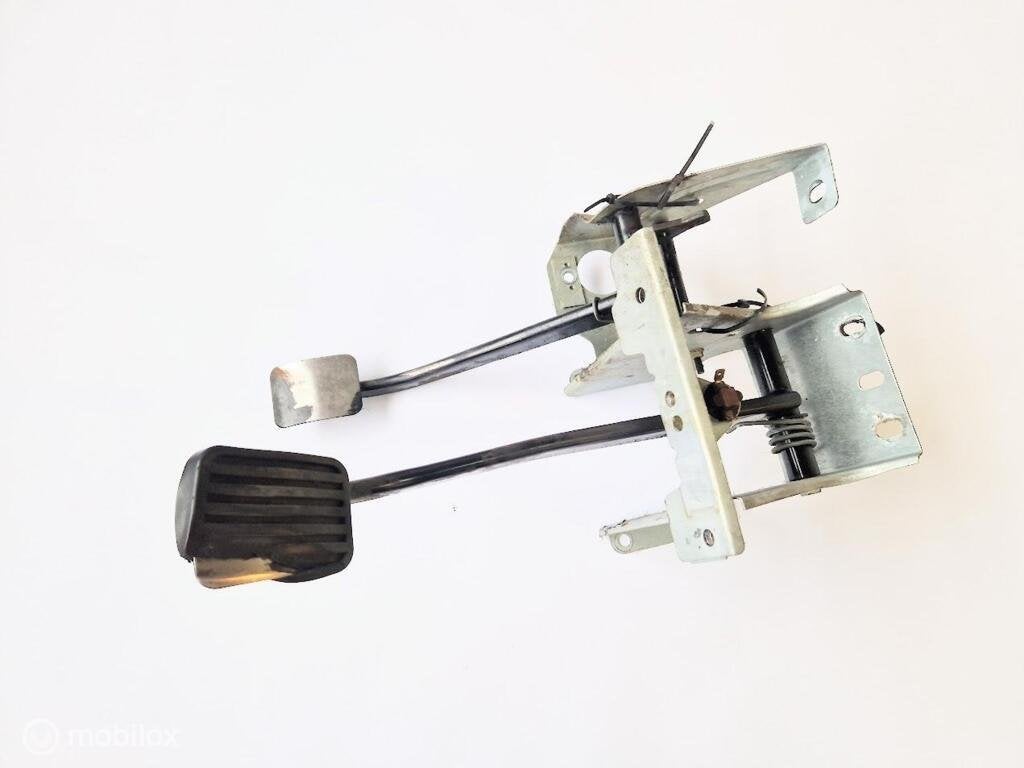 Pedalenset Volvo 240 2.0i Polar ('82-'94) 1272675, Auto-onderdelen, Gebruikt, Ophalen of Verzenden, Volvo, Volvo