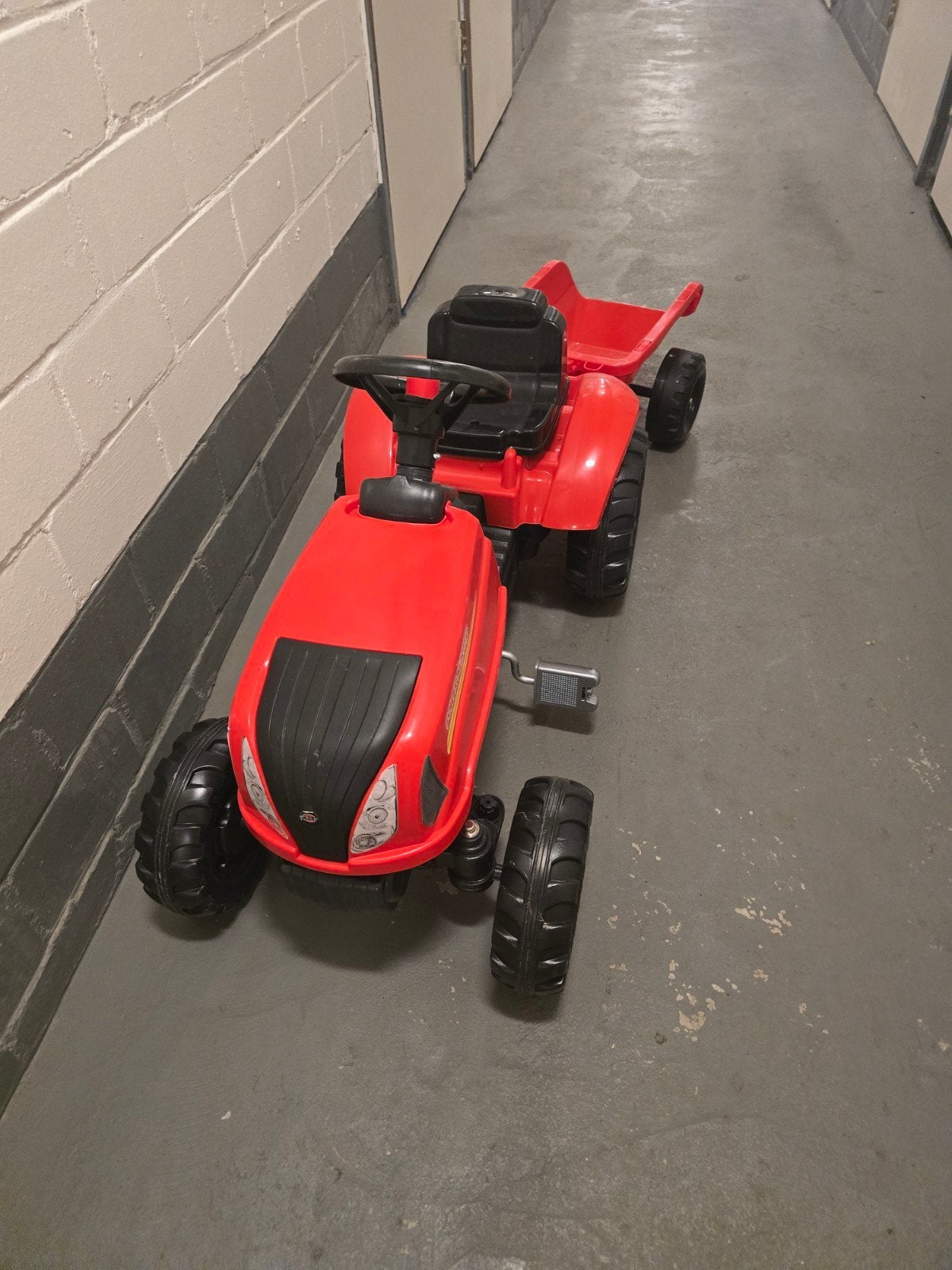 Falk traptractor met aanhanger, Kinderen en Baby's, Speelgoed | Buiten | Voertuigen en Loopfietsen, Ophalen, Nieuw, Trapvoertuig