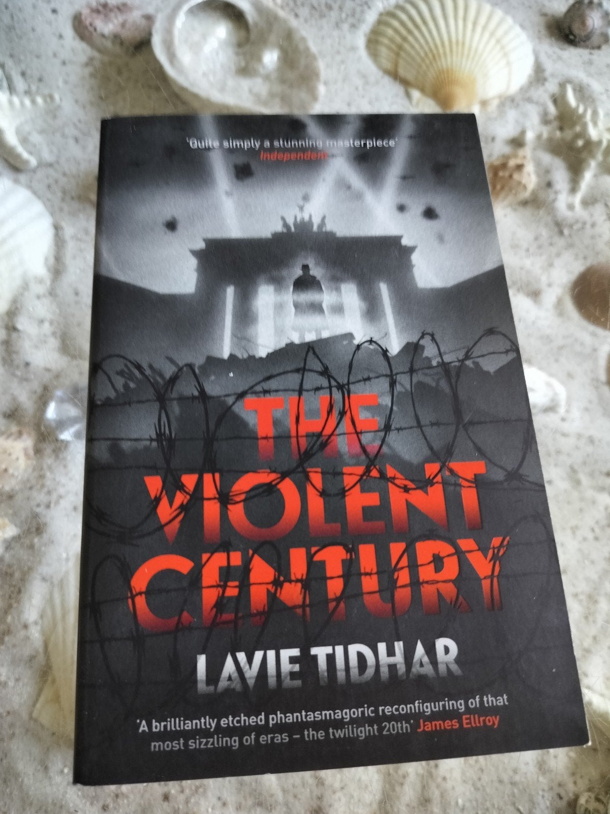 Lavie Tidhar - The violent century - English, Ophalen of Verzenden, Zo goed als nieuw