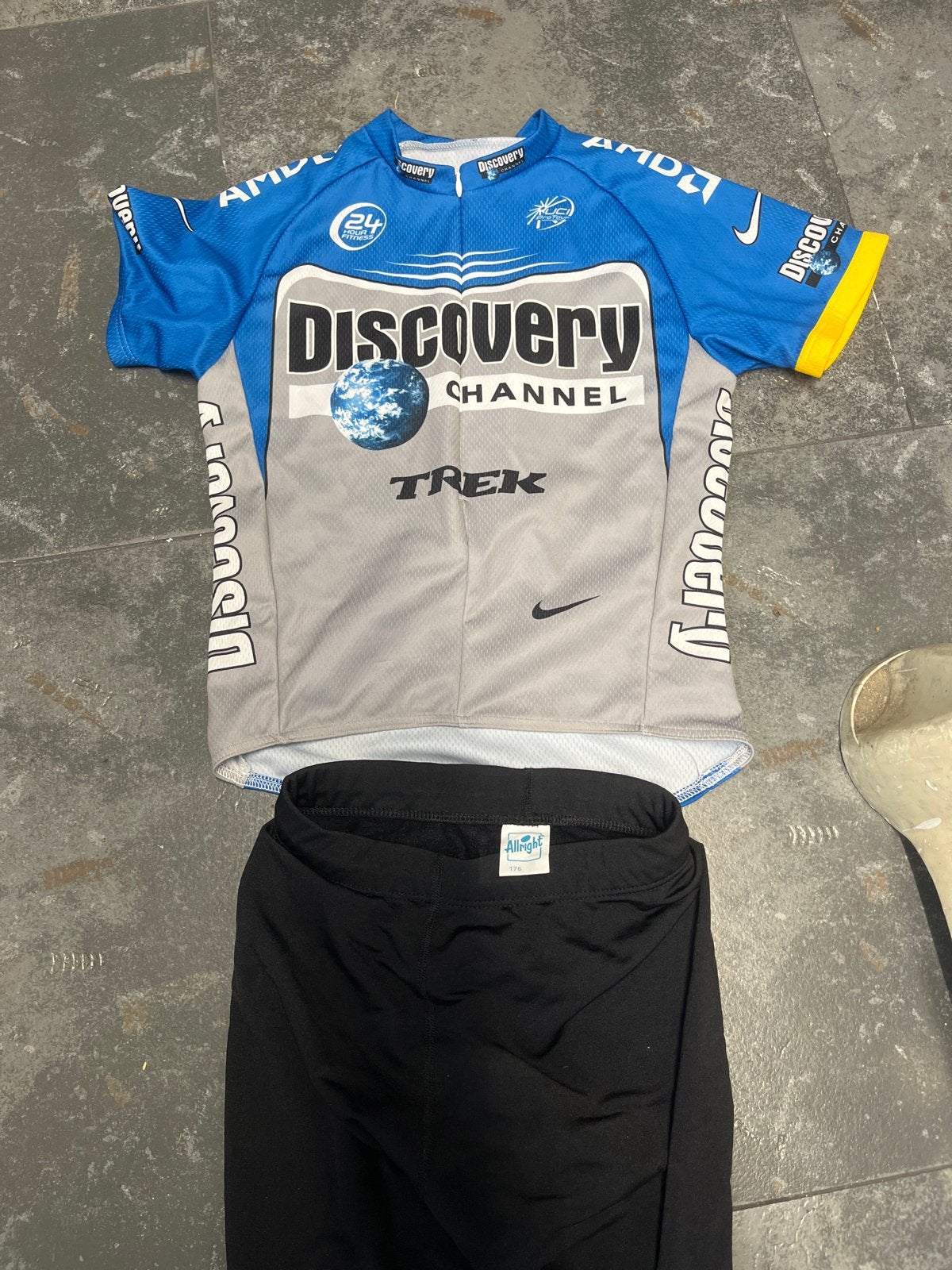 Discovery Channel Trek wielershirt en broekje, Kinderen, Overige maten, Ophalen of Verzenden, Zo goed als nieuw