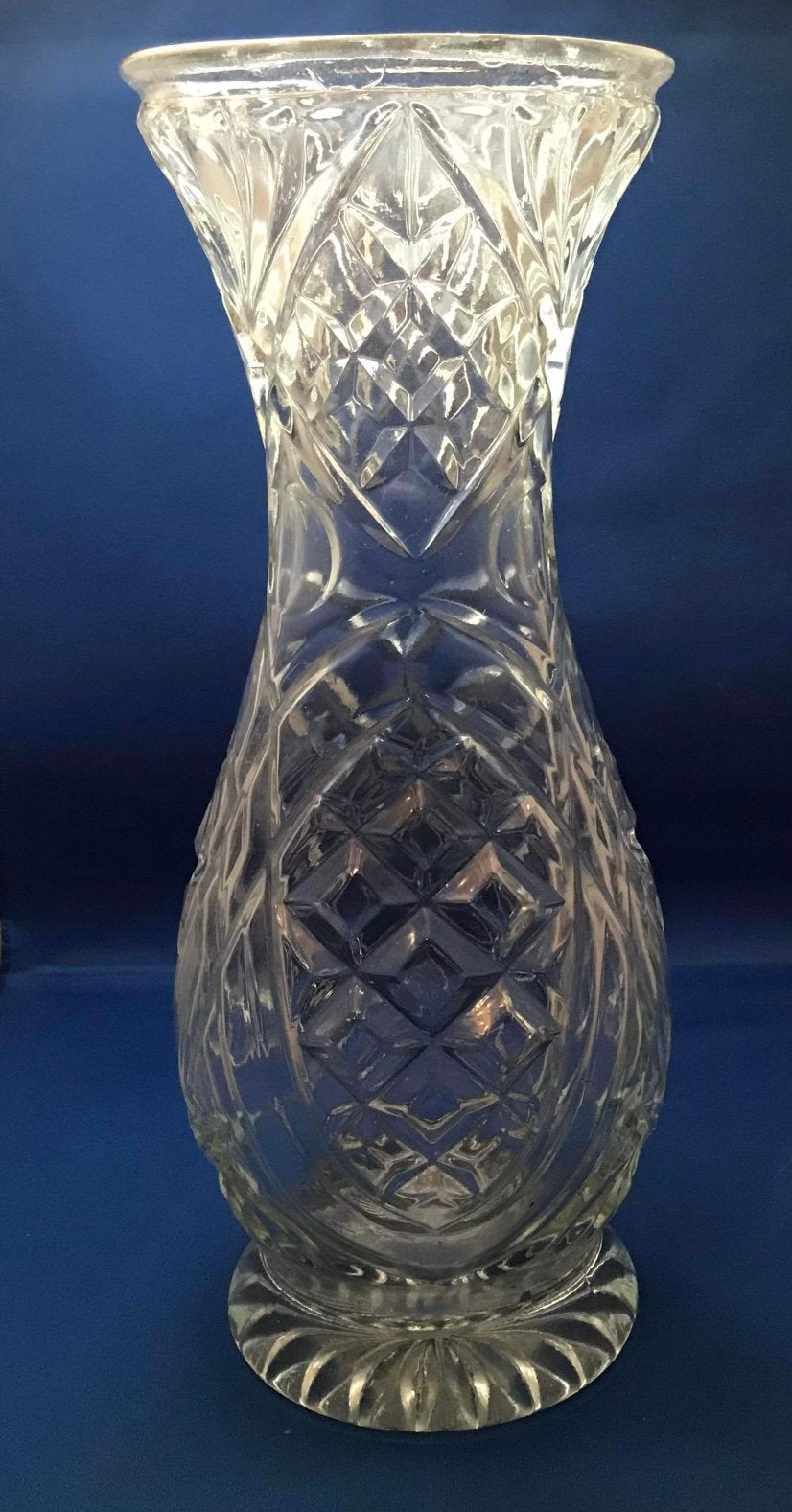 Vaas met Geslepen Glas Design - Elegantie, Ophalen of Verzenden, Zo goed als nieuw, Overige kleuren, Glas