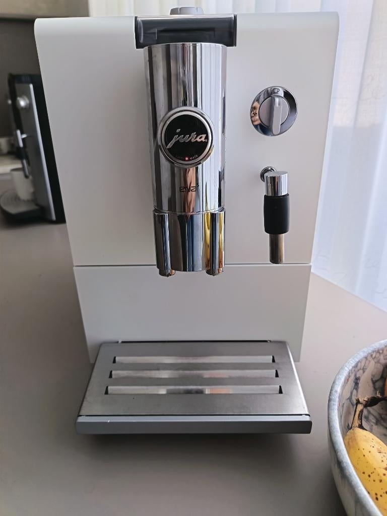 Jura, Witgoed en Apparatuur, Koffiezetapparaten, Koffiemachine, Ophalen of Verzenden, Zo goed als nieuw, 4 tot 10 kopjes