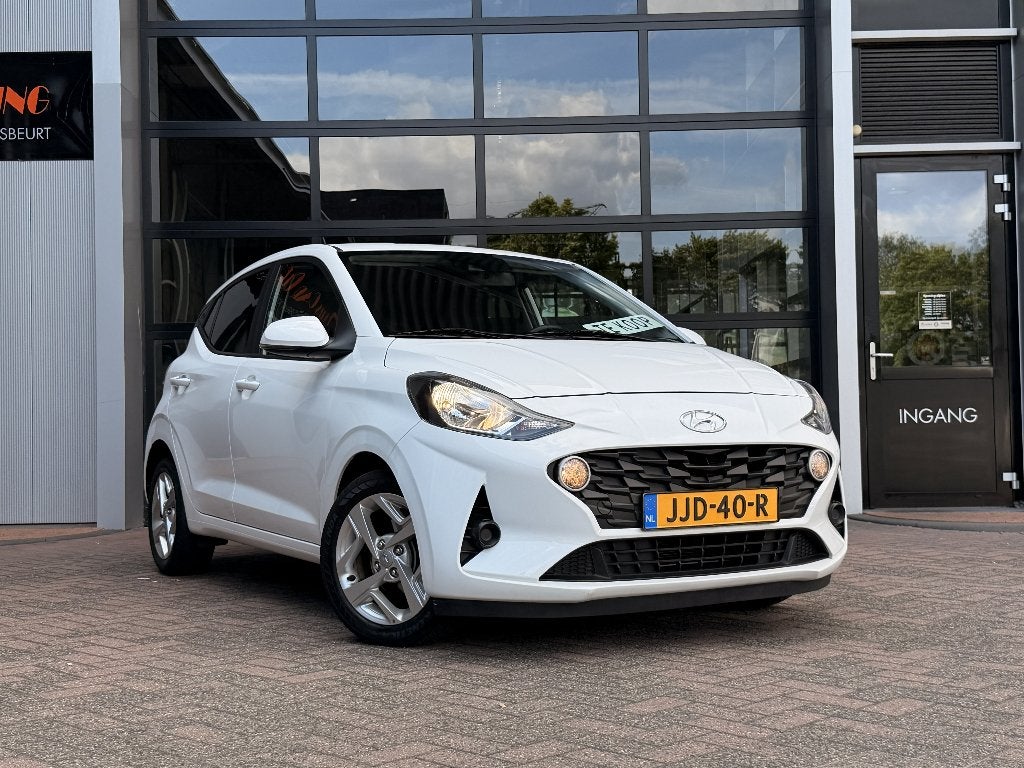 Hyundai i10 1.2Ltr 4 cilinder 61KW 2023 Wit Automaat, Auto's, Hyundai, 83 pk, Stof, Bluetooth, 4 cilinders