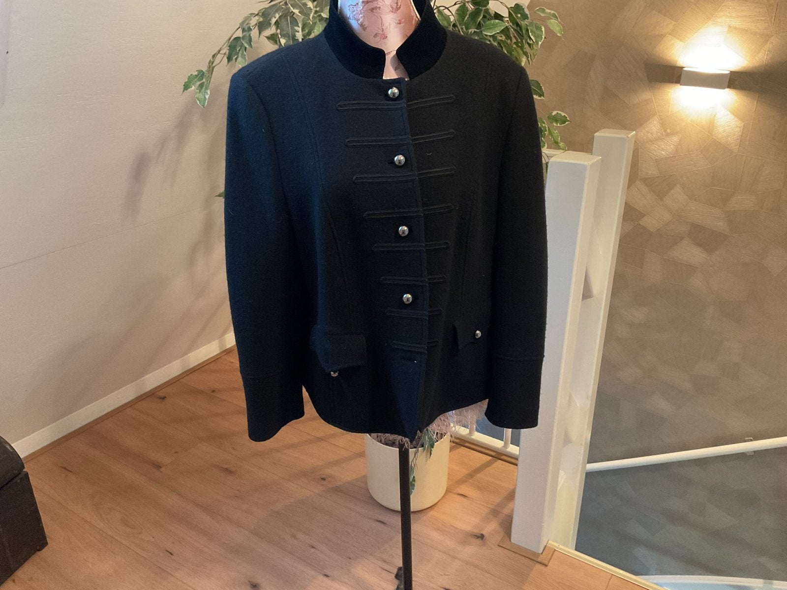 Zwart wollen Basler blazer met mooie knopen, maat 46, Ophalen of Verzenden, Zo goed als nieuw, Maat 46/48 (XL) of groter, Zwart