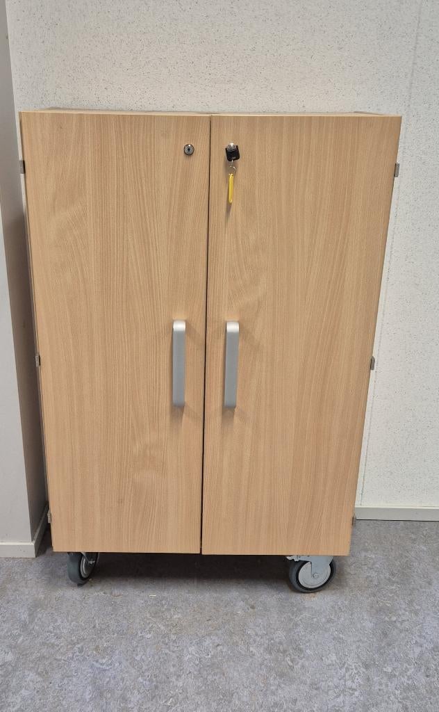 Laptop oplaadkast, tablet oplaadkast, iPad oplaadkast, Ophalen, Gebruikt, 40 tot 80 cm, 70 tot 120 cm