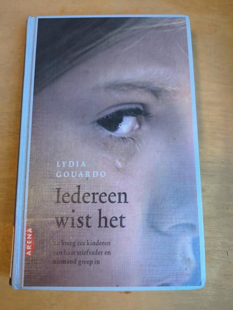 Iedereen wist het - Lydia Gouardo (Gebruikt), Ophalen, Gelezen, Lydia Gouardo, Nederland