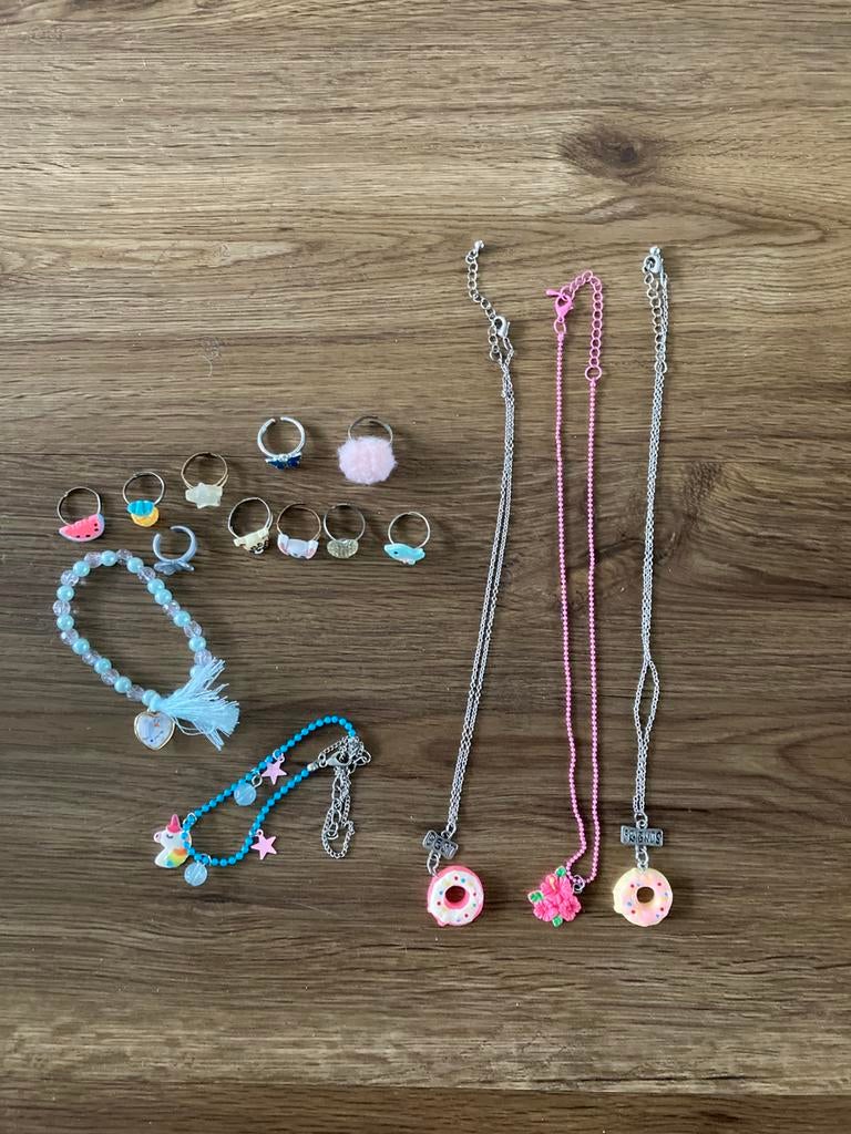 Leuke set kindersieraden!, Ophalen of Verzenden, Zo goed als nieuw