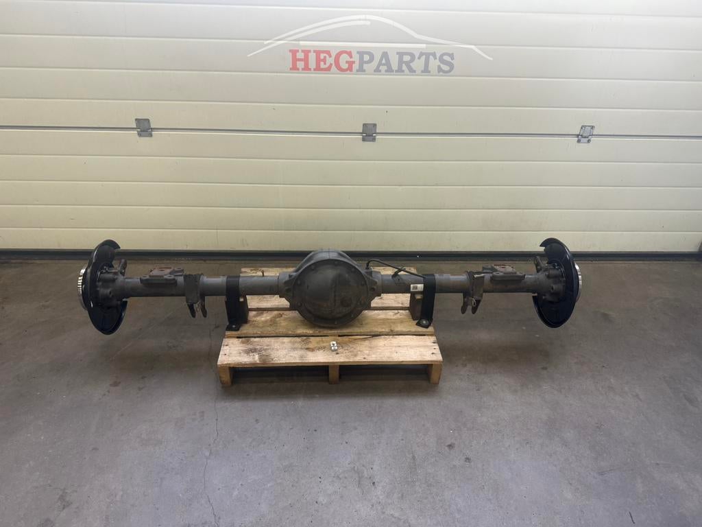 Achteras sprinter gereviseerd meerdere overbrengingen, Ophalen, Mercedes-Benz, M, M