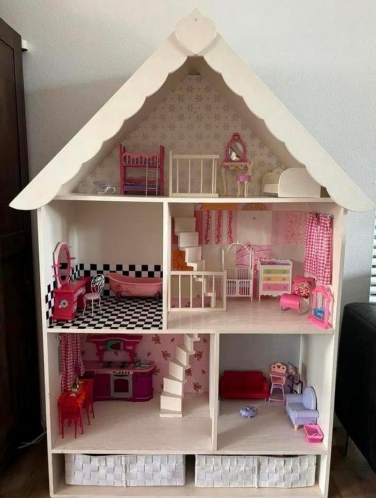 Prachtig poppenhuis en stapelbed met eetstoel, Ophalen, Zo goed als nieuw, Poppenhuis