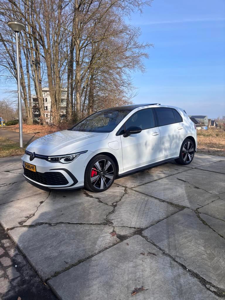 Volkswagen Golf GTE 245pk 2021 Wit, Auto's, Stof, Zwart, Wit, 1524 kg