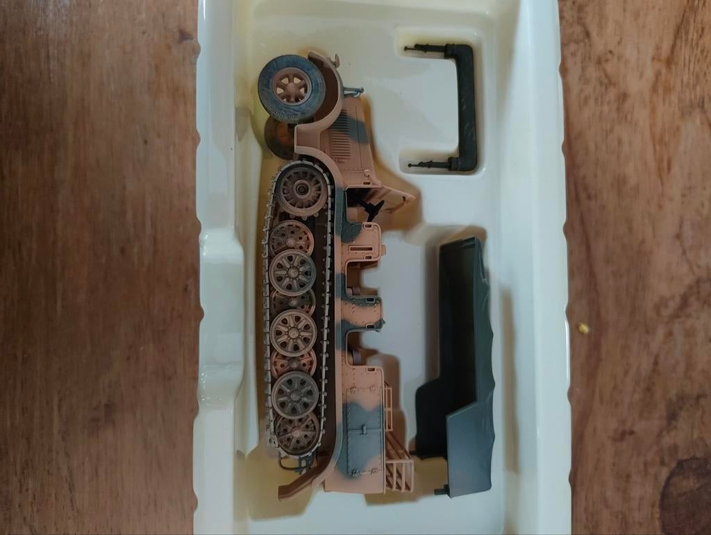 Corgi Sd.Kfz.7/1 Kraus-Maffei Semi-track scale 1:50, Ophalen of Verzenden
