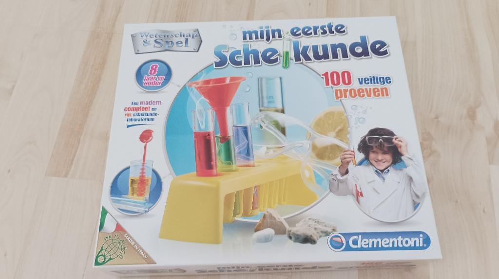 Mijn eerste scheikunde, wetenschap en spel, Kinderen en Baby's, Speelgoed | Educatief en Creatief, Ophalen of Verzenden, Zo goed als nieuw