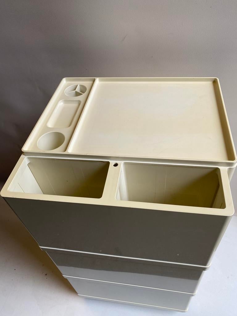 Neolt Italy kunststof opberg-trolley, design Giovanni Pelis, Spsce Age, Ophalen of Verzenden, 3 of 4 laden, Onbekend