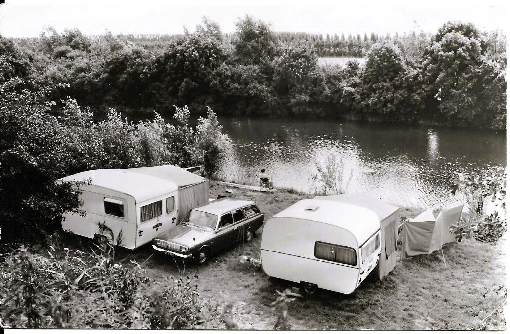 Ansichtkaart	Willemstad	Bovensluis	Camping, Ophalen of Verzenden, 1960 tot 1980, Gelopen, Noord-Brabant