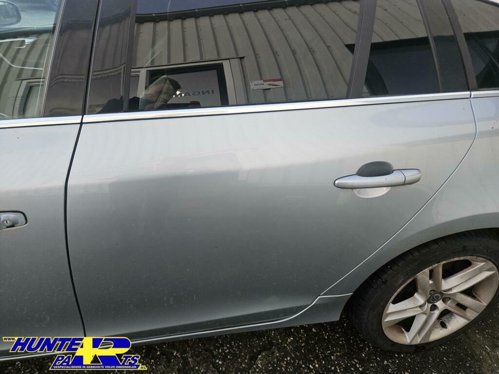 Portier LA Kleurcode 477-46 Volvo V60 ('10-'18), Gebruikt, Deur, Ophalen of Verzenden