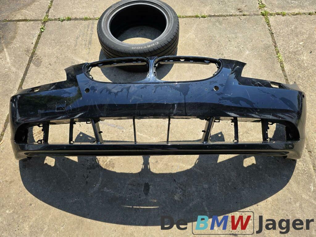 Voorbumper zwart BMW 5-serie E60 E61 51110149246, Gebruikt, Voor, Ophalen of Verzenden, Bumper