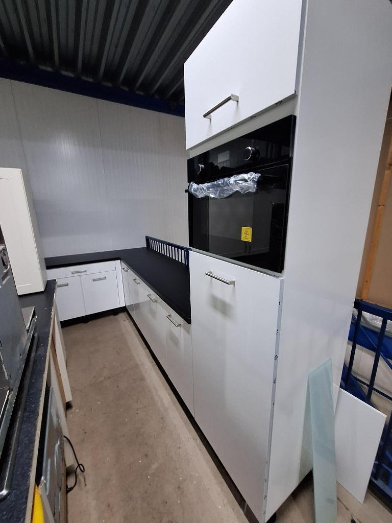 Complete keuken 2839 is nu afgeprijsd van €5199 naar €4999, Wit, Hoekkeuken, Nieuw, Ophalen of Verzenden