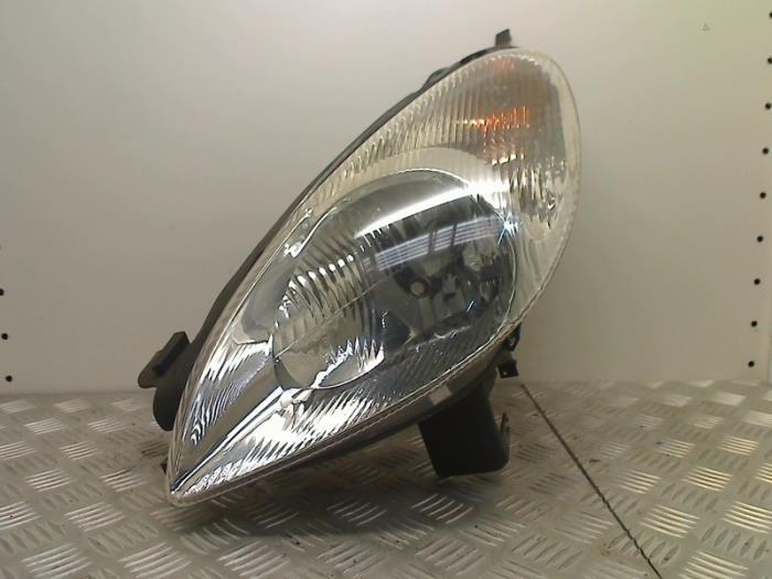 Koplamp links van een Citroen Xsara Picasso, Gebruikt, -, Ophalen of Verzenden, -