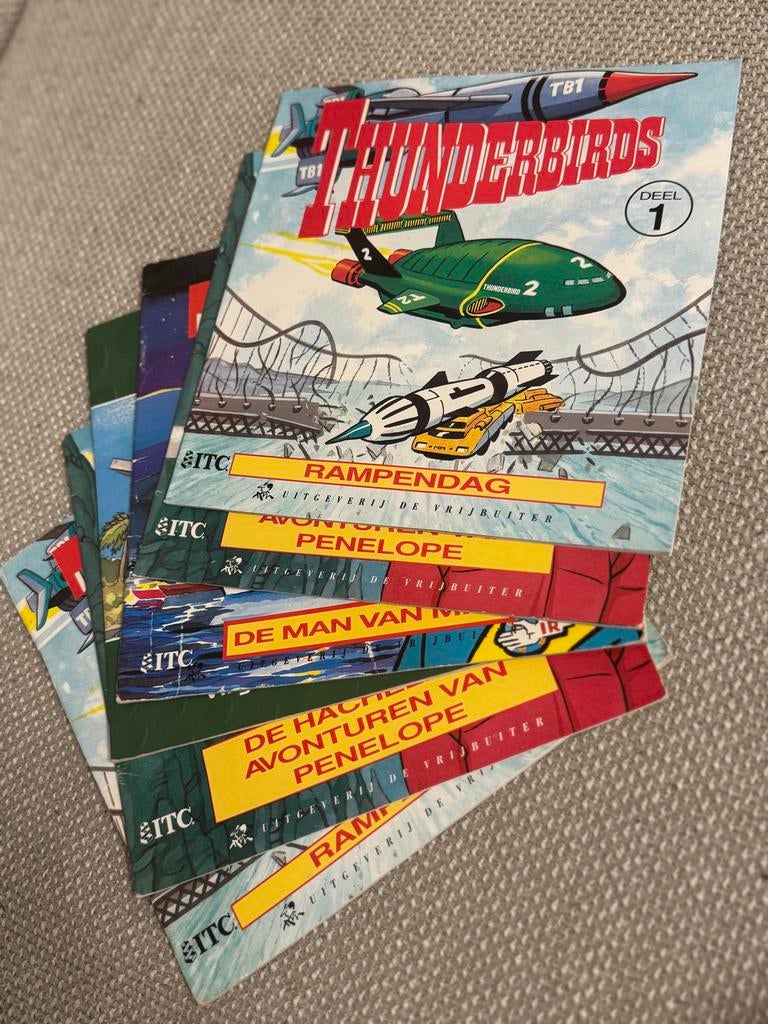 Thunderbirds Boeken in Goede Staat, Boeken, Stripboeken, Meerdere stripboeken, Ophalen of Verzenden, Zo goed als nieuw