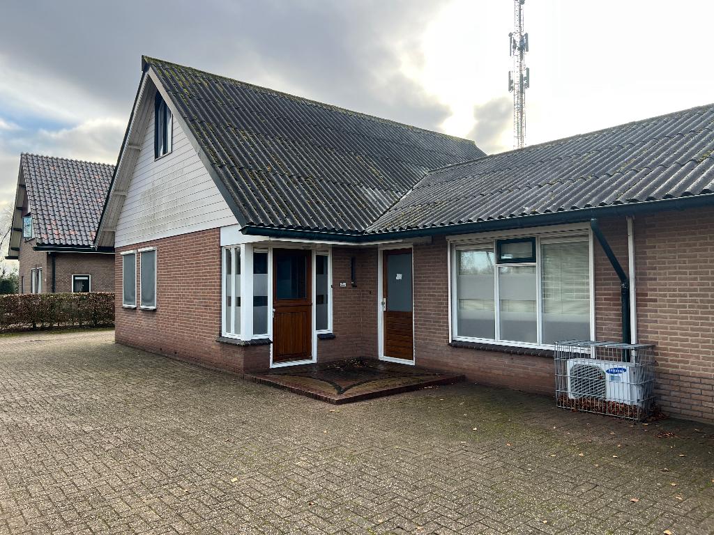 Te huur kantoorgebouw en/of opslaghal met buitenterrein, Zakelijke goederen, Bedrijfs Onroerend goed, Huur, Bedrijfsruimte