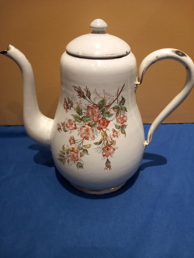 Antiek emaille koffiekan met rozen, Antiek en Kunst, Antiek | Emaille, Ophalen of Verzenden
