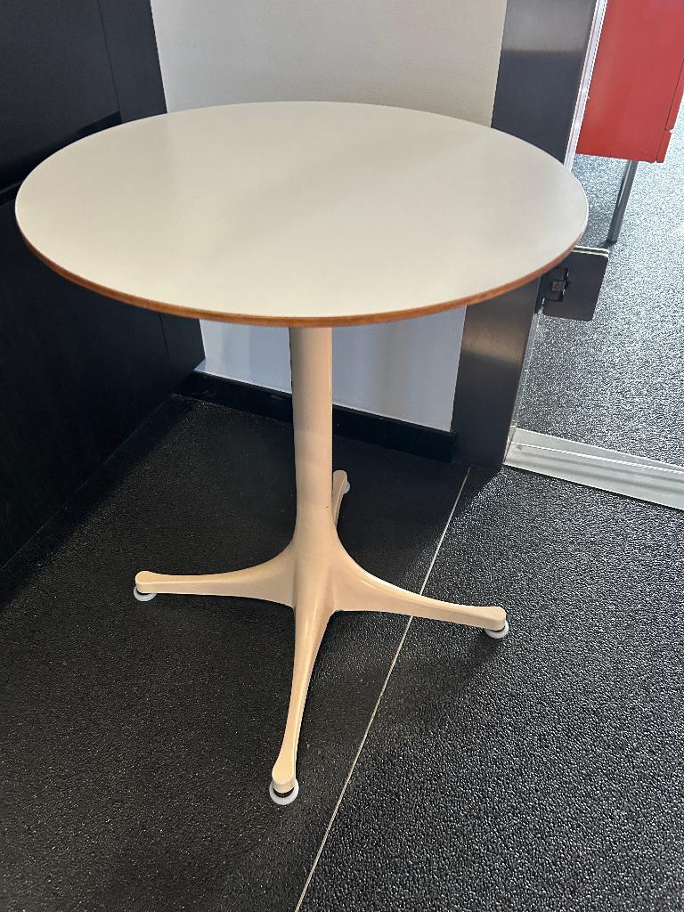 Vintage Hermann Miller bijzet tafel, Huis en Inrichting, Tafels | Bijzettafels, Zo goed als nieuw, Rond, 45 tot 60 cm, Minder dan 55 cm