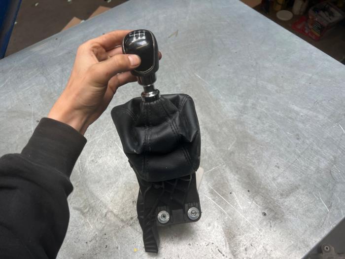 Versnellingspook van een Ford Transit Custom, Gebruikt, -, -, Ophalen of Verzenden
