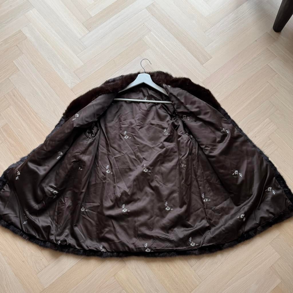 Vintage mink / nerts bontjas donkerbruin maat M /L, Ophalen of Verzenden, Zo goed als nieuw, Maat 38/40 (M), Bruin