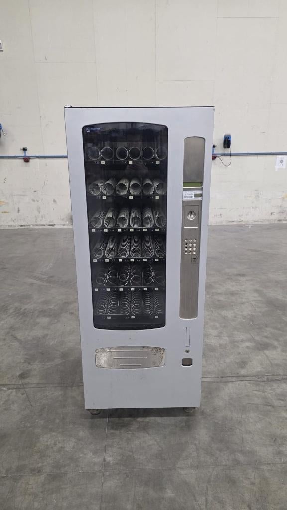 Vendingmachine, Ophalen