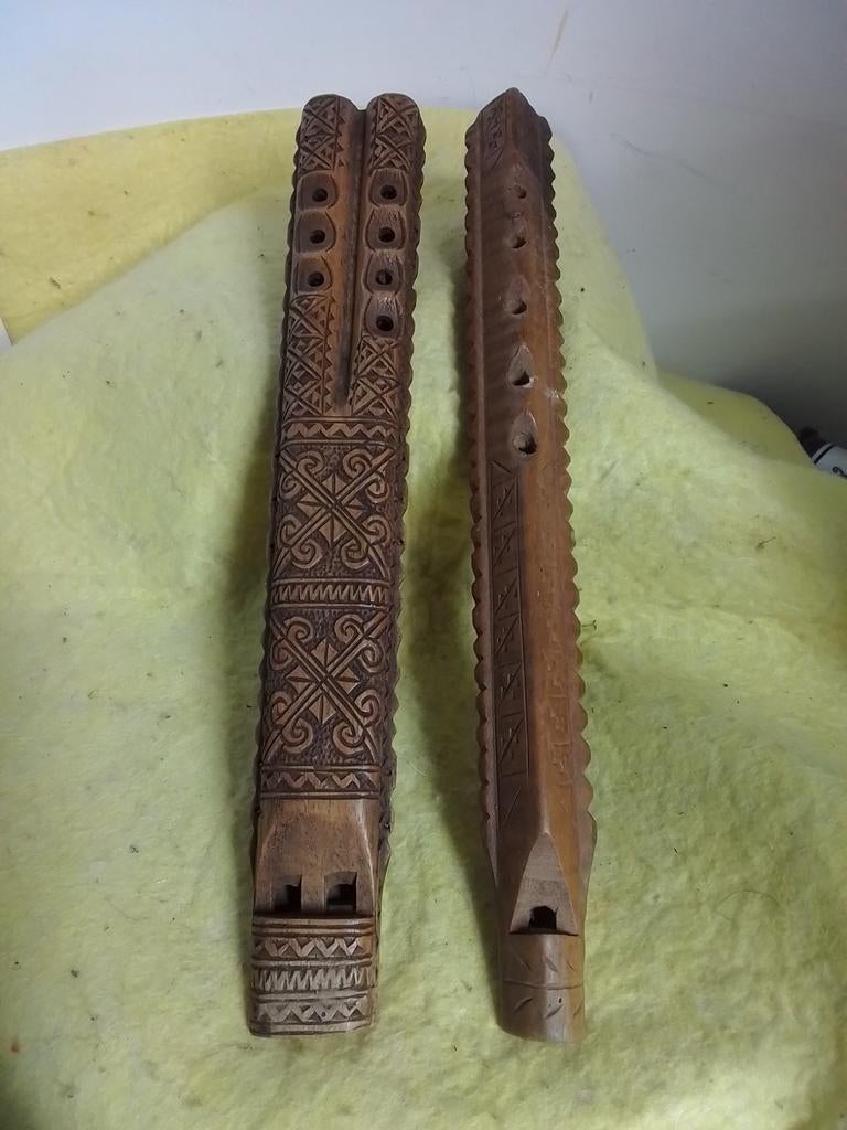 2054)2xblokfluit  Bornio pijpmuziek  lang  31cm, Ophalen of Verzenden