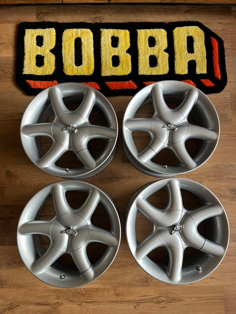 Antera 125 twin 3 spoke NOS trispoke 7x15 4x100 retro wheels, 15 inch, Velg(en), Nieuw, Ophalen of Verzenden