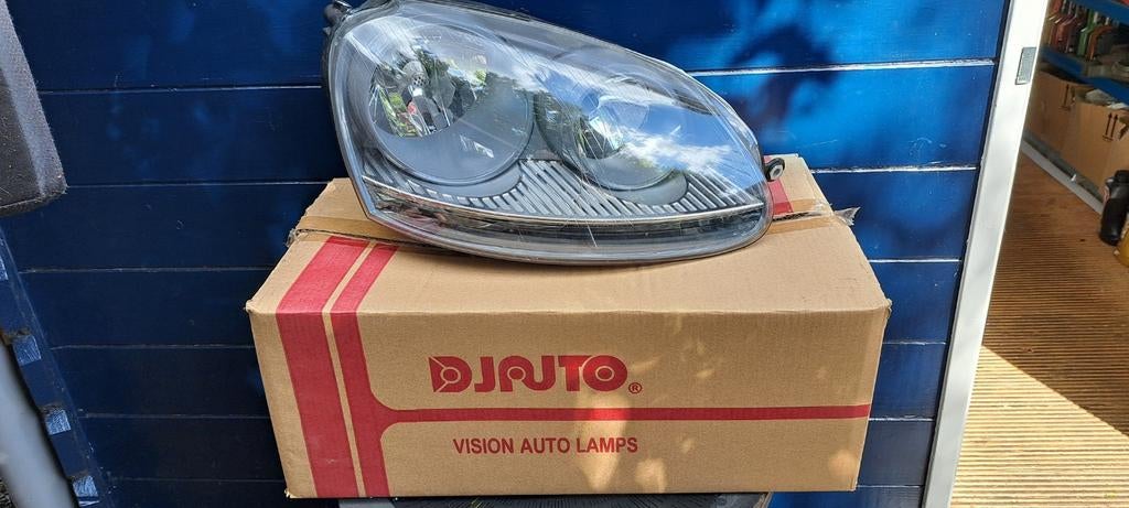 Koplamp H7 Golf 5 Rechts Nieuw in Doos, Ophalen of Verzenden, Nieuw, Volkswagen