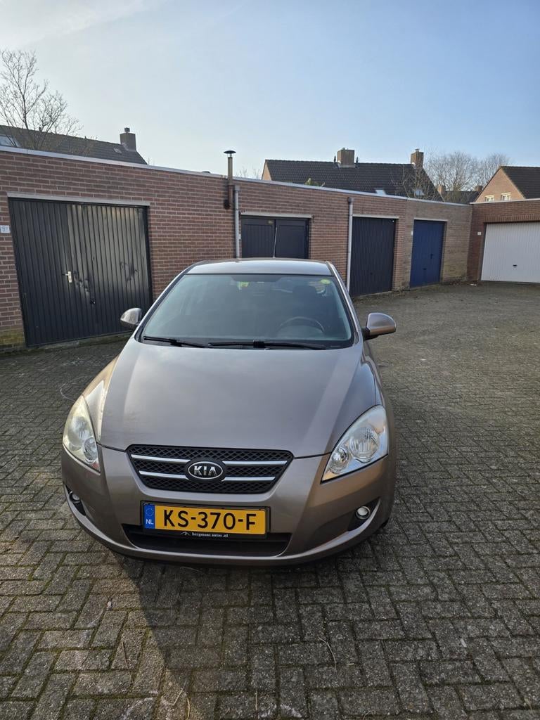Kia Ceed 2008, Auto's, Kia, Beige, Particulier, Te koop, Benzine