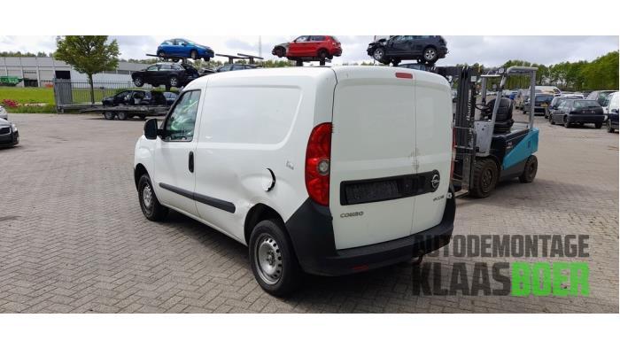 Achterbumper van een Opel Combo, Auto-onderdelen, Gebruikt, -, -, Opel