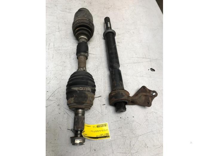 Aandrijfas rechts-voor van een Mazda 6., Ophalen of Verzenden, 3 maanden garantie, Gebruikt, Mazda