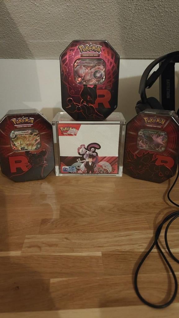 GEZOCHT: Destined Rivals kaarten RUILEN tegen boosterbox tin, Ophalen, Nieuw, Boosterbox, Foil