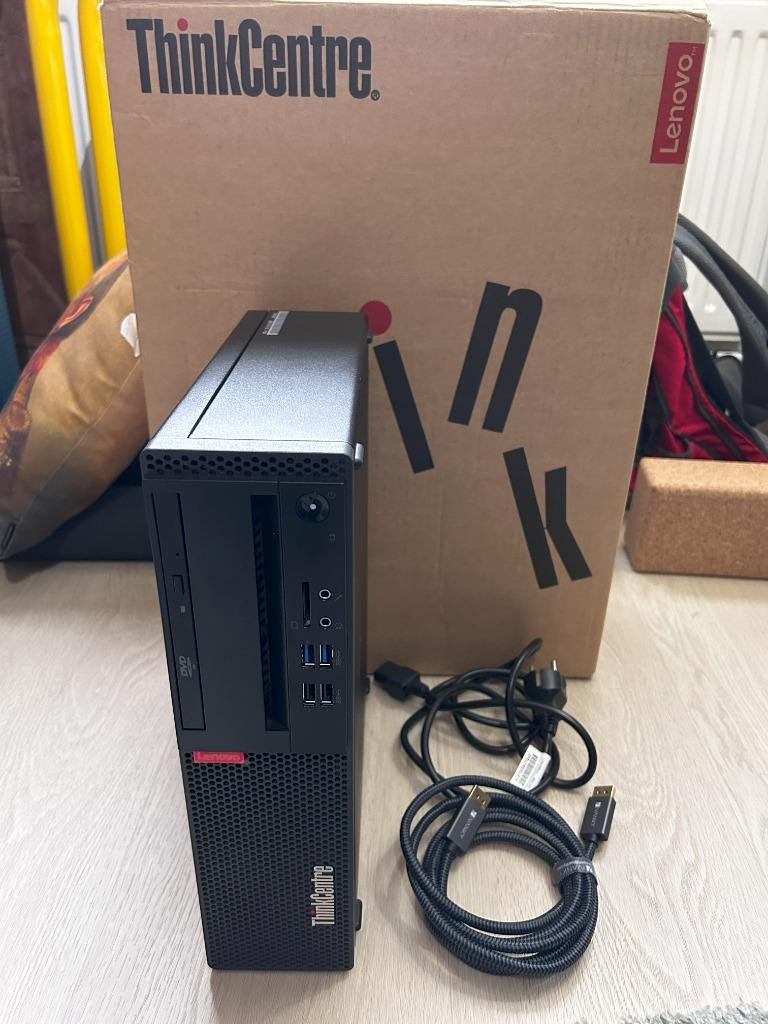 Lenovo ThinkCentre M75s-1 AMD, Ophalen, 8 GB, AMD Ryzen 5, SSD