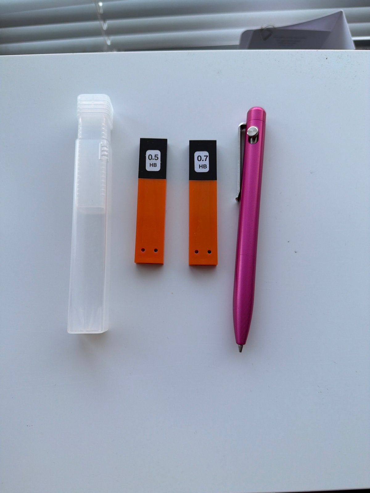 TactileTurn aluminum roze anodized vulpotlood, Diversen, Schrijfwaren, Verzenden, Zo goed als nieuw