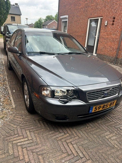 Volvo S80 2.5 T AWD AUT 2005 Grijs, Auto's, Automaat, 1800 kg, 2521 cc, Vierwielaandrijving