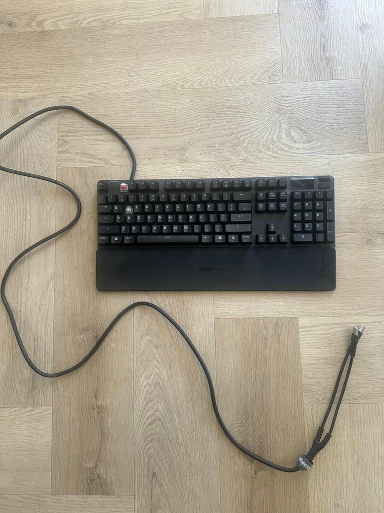 SteelSeries Apex Pro V2 Gaming Toetsenbord, Gebruikt, Gaming toetsenbord, Ophalen of Verzenden, Qwerty